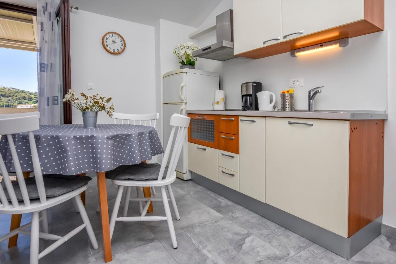 Apartments Sime Rogoznica  Εξωτερικό φωτογραφία