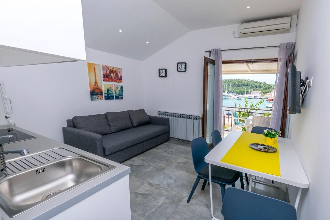 Apartments Sime Rogoznica  Εξωτερικό φωτογραφία
