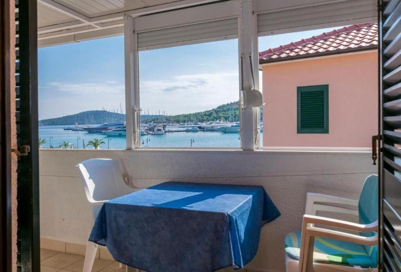 Apartments Sime Rogoznica  Εξωτερικό φωτογραφία